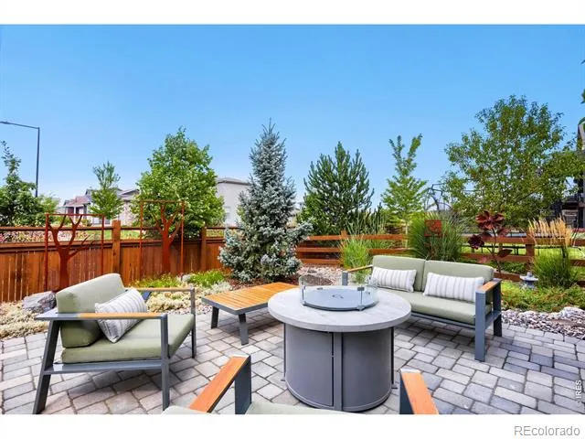 18401 W 93rd Place Arvada, CO 80007