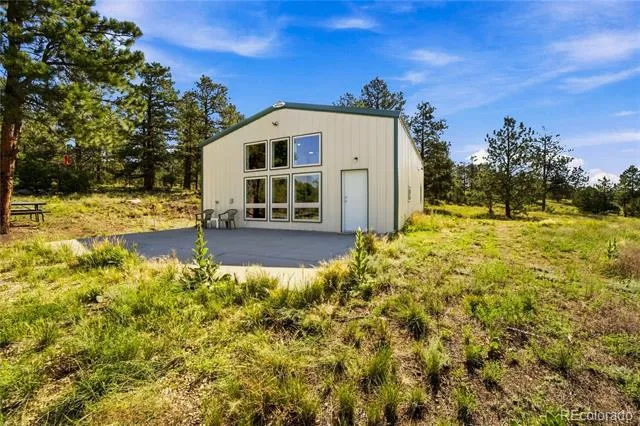 2323 CR 323 Westcliffe, CO 81252