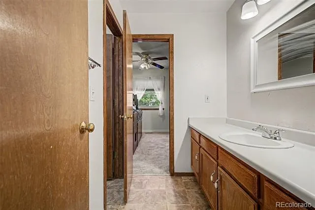 6004 Zang Way Arvada, CO 80004