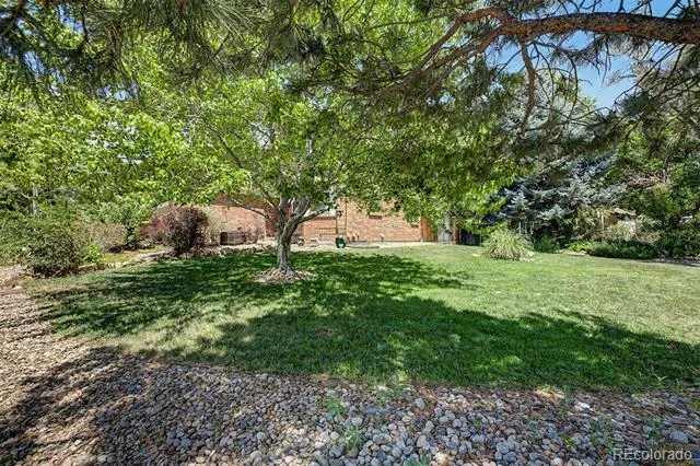 6004 Zang Way Arvada, CO 80004