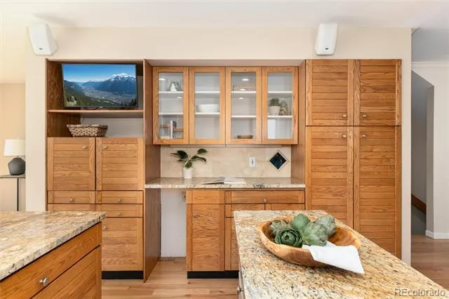 284 Monroe Street Denver, CO 80206