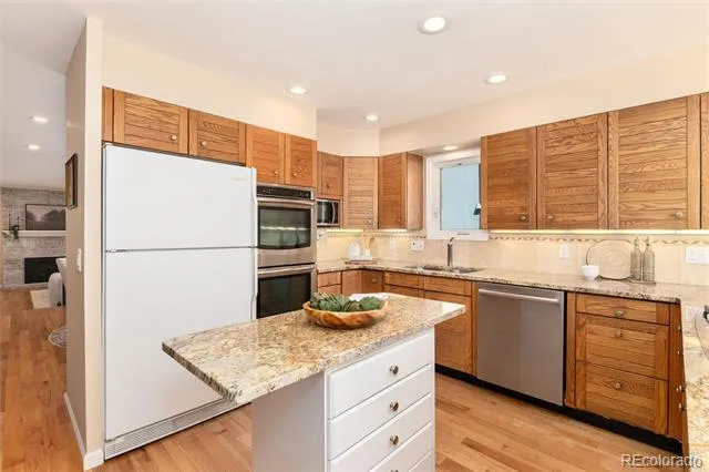 284 Monroe Street Denver, CO 80206