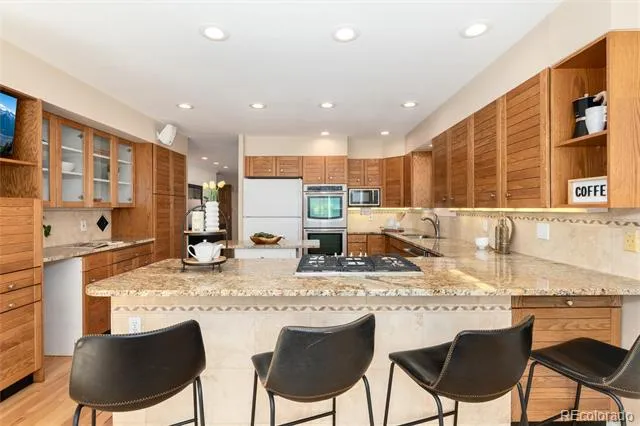 284 Monroe Street Denver, CO 80206
