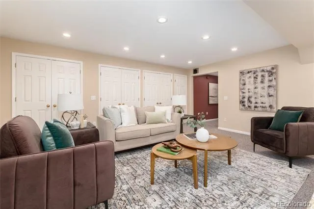 284 Monroe Street Denver, CO 80206