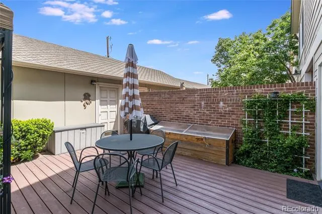 284 Monroe Street Denver, CO 80206