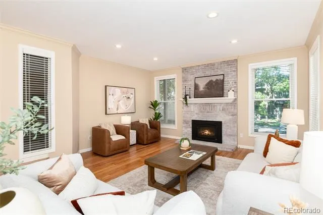 284 Monroe Street Denver, CO 80206