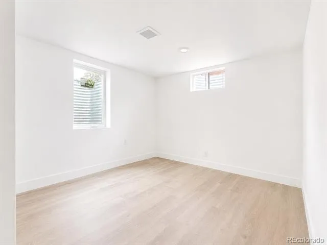 960 E 9th Avenue Broomfield, CO 80020