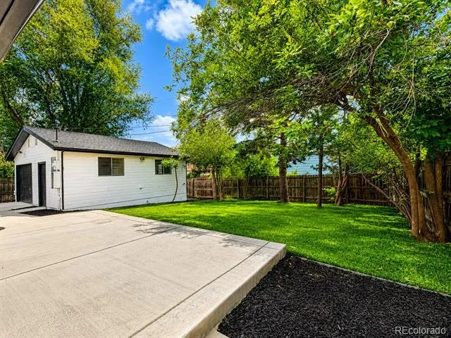 960 E 9th Avenue Broomfield, CO 80020