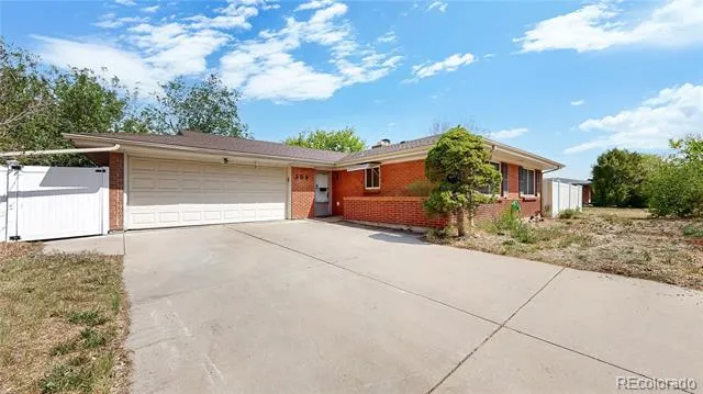 359 Quentin Street Aurora, CO 80011
