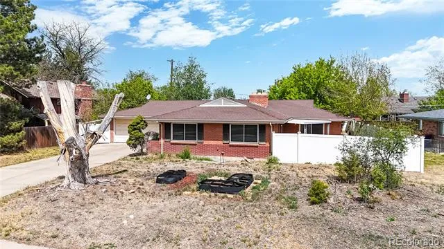 359 Quentin Street Aurora, CO 80011