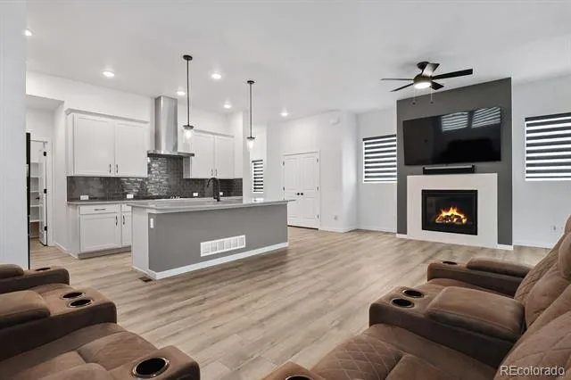 8996 Wolf Valley Drive Colorado Springs, CO 80924