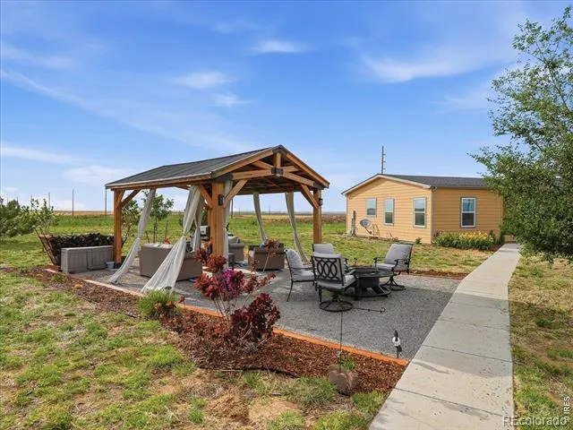 9965 County Road 57 Keenesburg, CO 80643