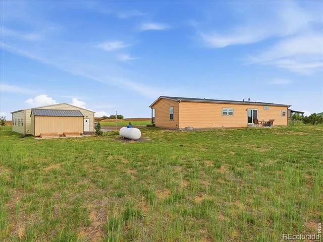 9965 County Road 57 Keenesburg, CO 80643