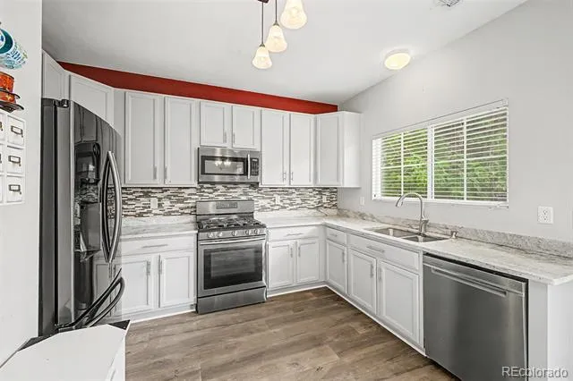 7325 S Nucla Street Aurora, CO 80016