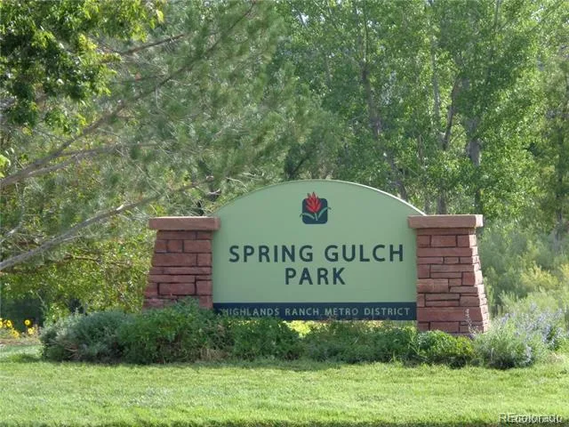 10482 Hyacinth Street Highlands Ranch, CO 80129