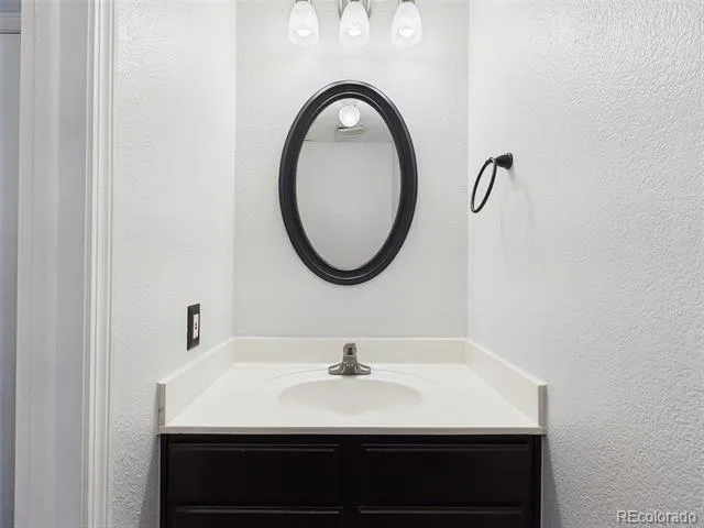 11555 W 70th Place #F Arvada, CO 80004