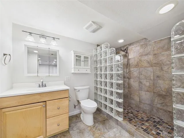 11555 W 70th Place #F Arvada, CO 80004