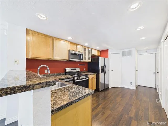 11555 W 70th Place #F Arvada, CO 80004