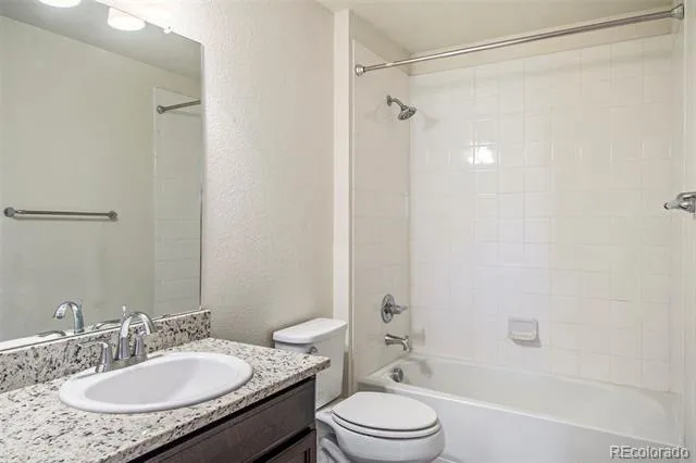 15165 E 16th Place #203 Aurora, CO 80011