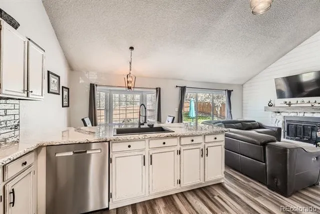 5954 S Netherland Circle Centennial, CO 80015