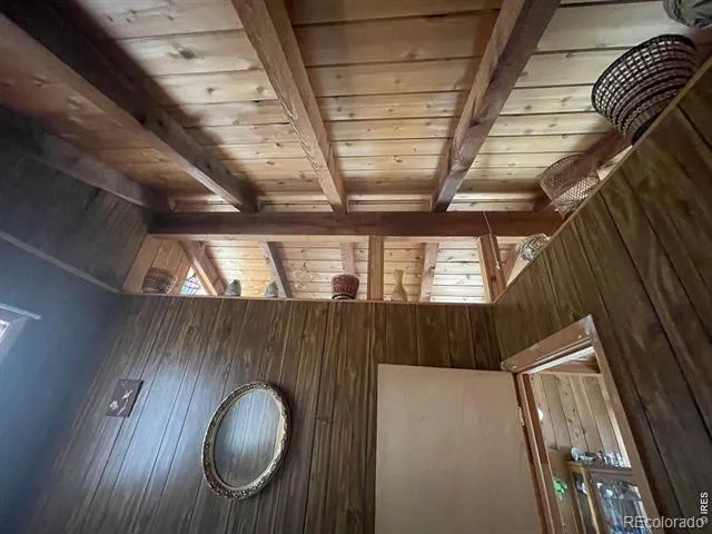 509 Riverside Drive Lyons, CO 80540