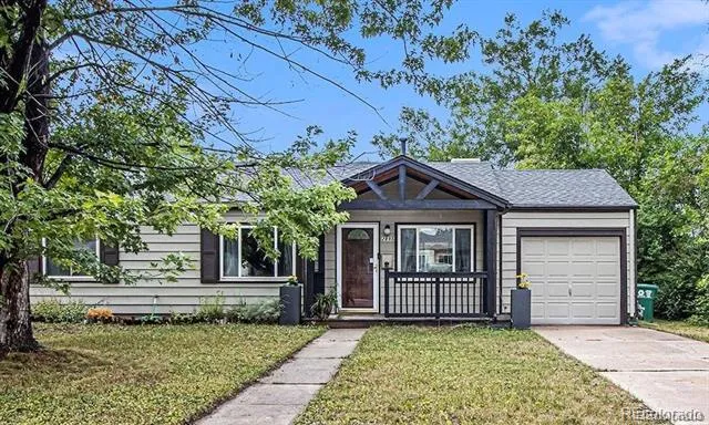 2895 S Cherry Way Denver, CO 80222