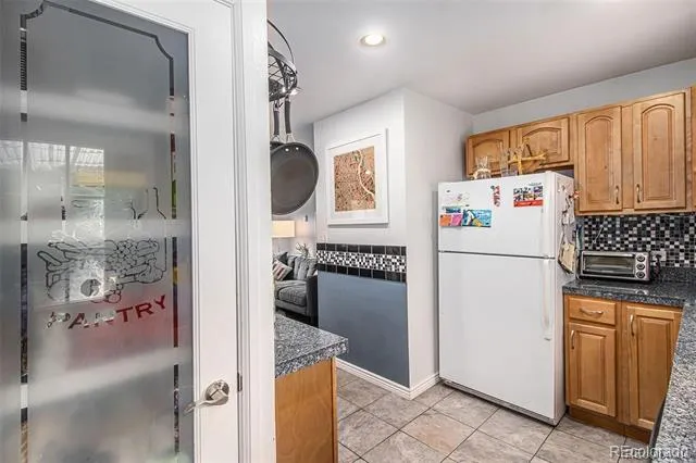 2895 S Cherry Way Denver, CO 80222
