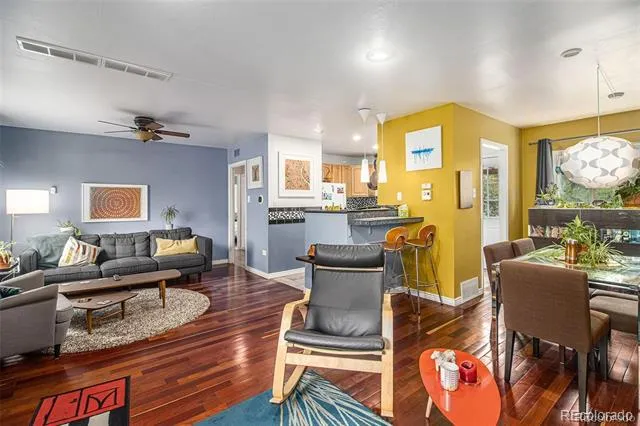 2895 S Cherry Way Denver, CO 80222