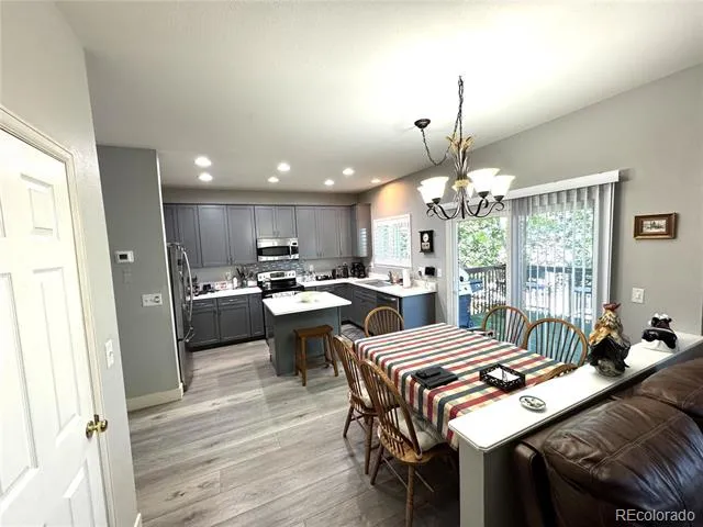 18937 E Crestridge Circle Aurora, CO 80015