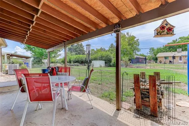 2940 W Saratoga Avenue Englewood, CO 80110