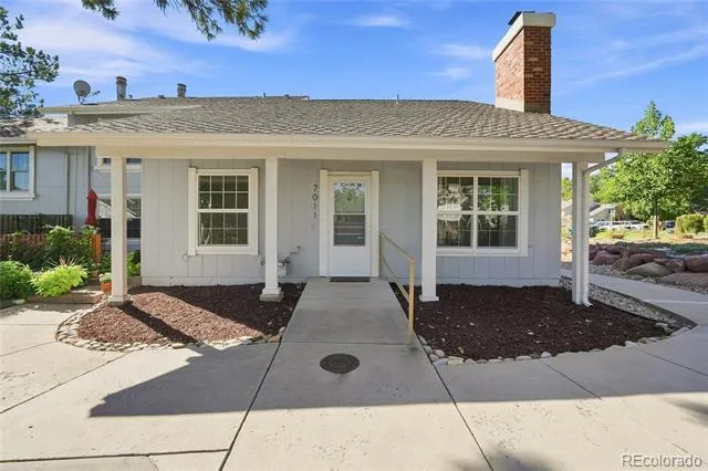 7011 S Knolls Way Centennial, CO 80122