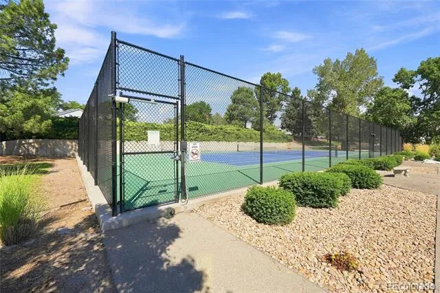 7011 S Knolls Way Centennial, CO 80122