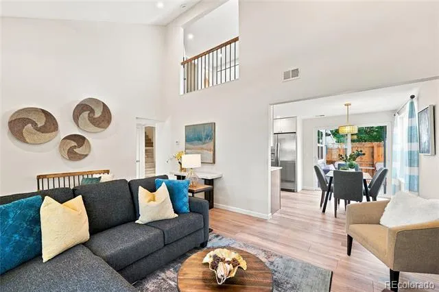 7011 S Knolls Way Centennial, CO 80122