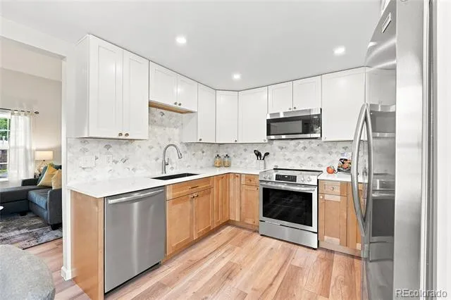7011 S Knolls Way Centennial, CO 80122