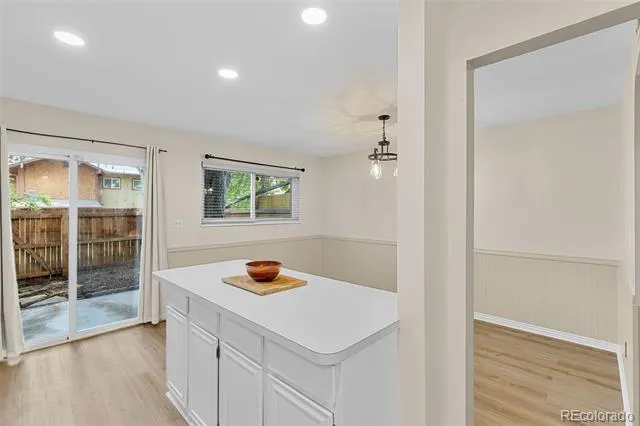 1206 S Dillon Way Aurora, CO 80012