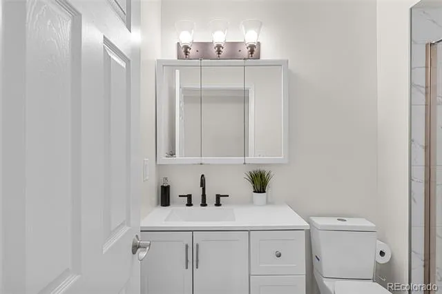 1206 S Dillon Way Aurora, CO 80012
