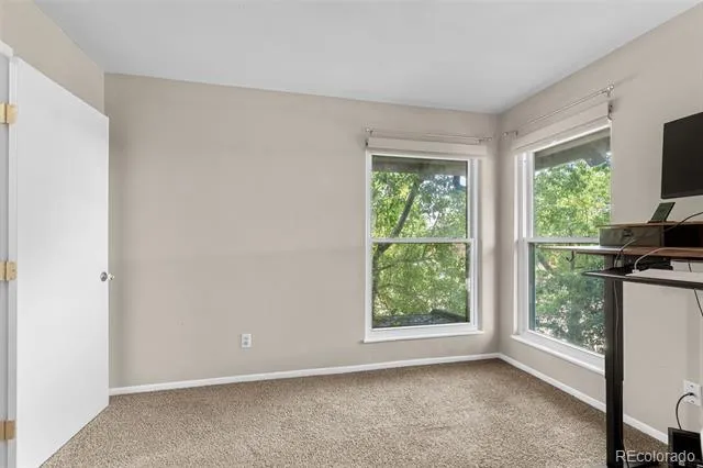 1206 S Dillon Way Aurora, CO 80012