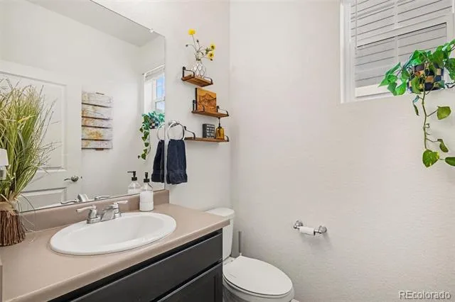 41 S Quantock Street Aurora, CO 80018