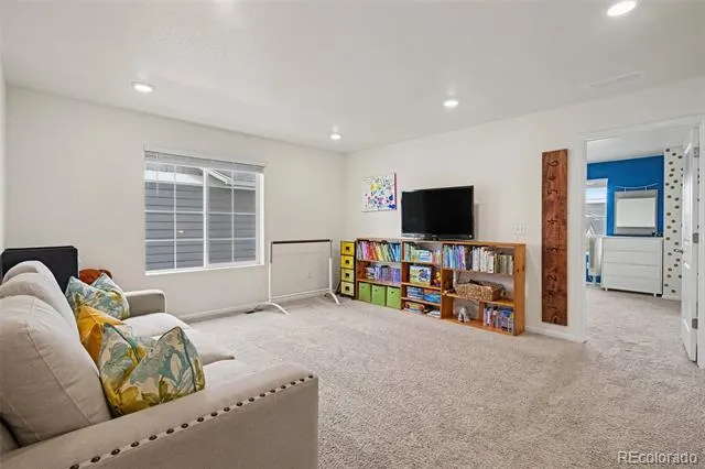 41 S Quantock Street Aurora, CO 80018