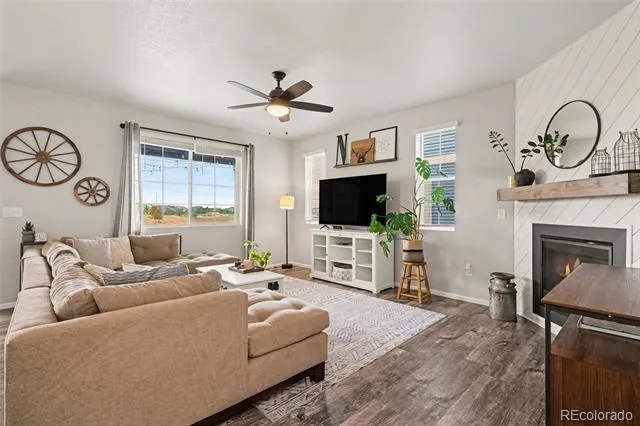 41 S Quantock Street Aurora, CO 80018