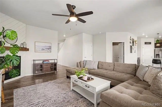 41 S Quantock Street Aurora, CO 80018