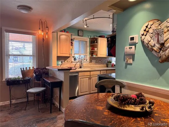 1258 Valentia Street Denver, CO 80220