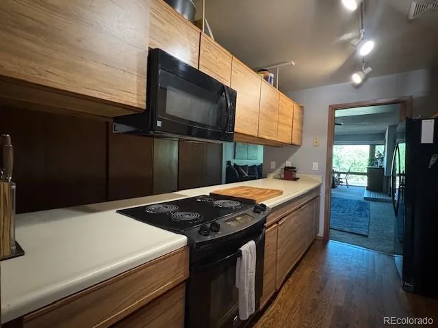31 W Boulder Street Colorado Springs, CO 80903
