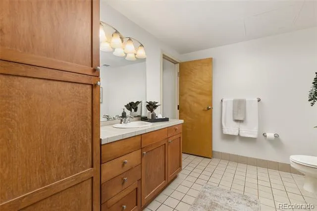 1800 Lawrence Street #408 Denver, CO 80202