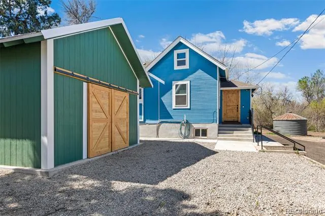 905 Welch Street Golden, CO 80401