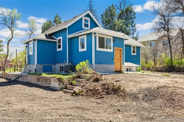 905 Welch Street Golden, CO 80401