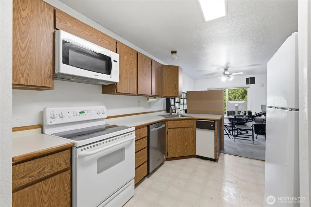 4200 Factoria Boulevard SE #B-2 Bellevue, WA 98006