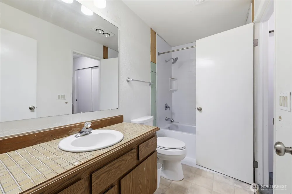 4200 Factoria Boulevard SE #B-2 Bellevue, WA 98006