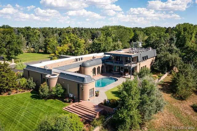 9 Sedgwick Drive Englewood, CO 80113