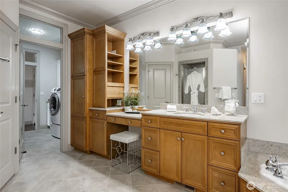 8660 Great Horned Owl Lane Blaine, WA 98230